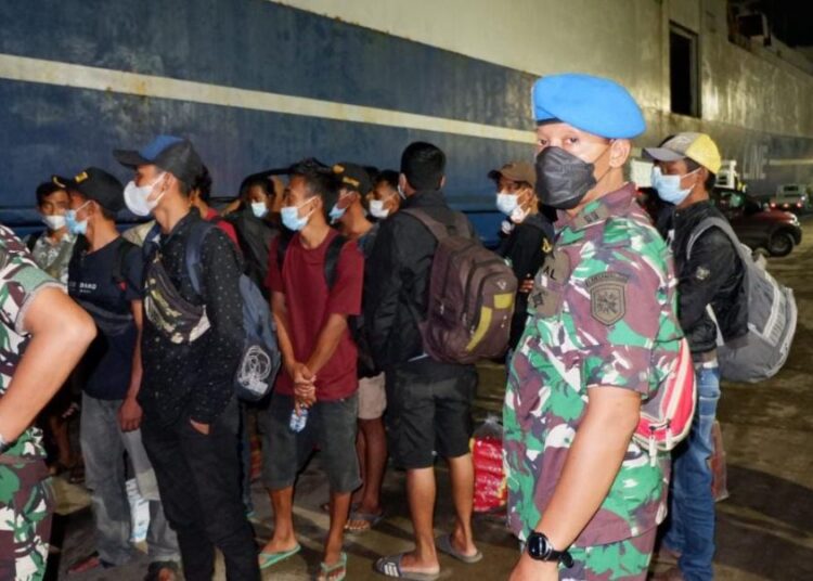 25 Pekerja Asal Brebes Dipulangkan, Nekat Jalan Kaki Dari Kubar ke Balikpapan