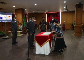 214 Pejabat Struktural Dalam Fungsional Resmi Dikantik