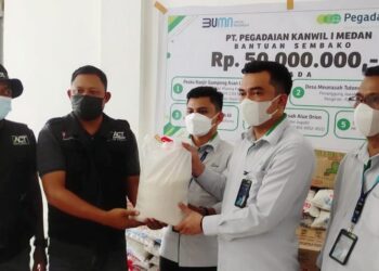 Pegadaian Peduli, Salurkan Bantuan Ke Masyarakat Terdampak Banjir di Aceh dan Jayapura