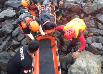 Hilang di Pulau Babi, Sipir Rudenim Ditemukan Mengapung