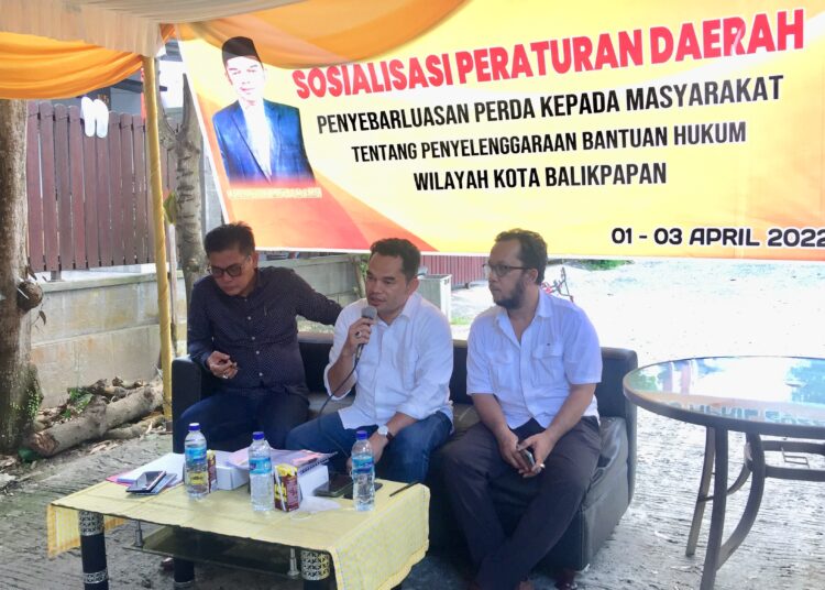 Warga Perumahan Alzen Residence Jadi Lokasi Sosper Bantuan Hukum Hasanuddin Mas’ud