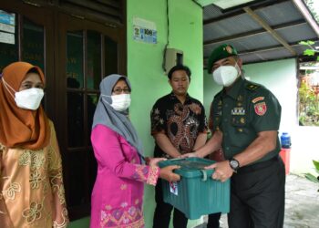 Sambut HUT Ke-64 Kodam VI/Mlw, Para Jenderal Anjangsana Ke Rumah Warakawuri 