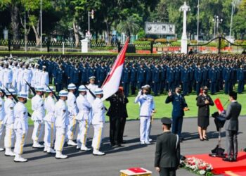 Presiden Jokowi Lantik 754 Perwira Remaja TNI dan Polri