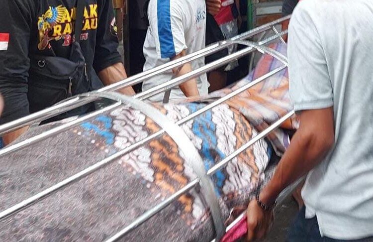 Istri Cekcok dengan Tetangga Gegara Jemuran, Suami Tewas Di Kamar Mandi