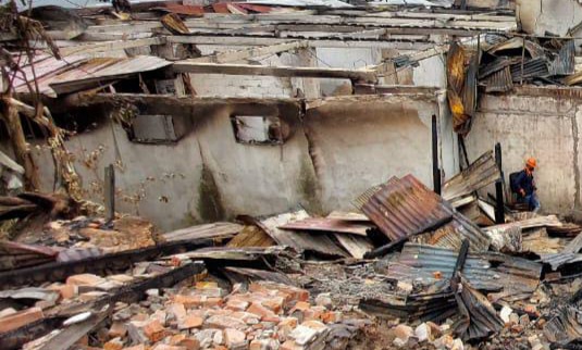 Tim Inafis Gabungan Olah TKP Kebakaran di Klandasan Ulu