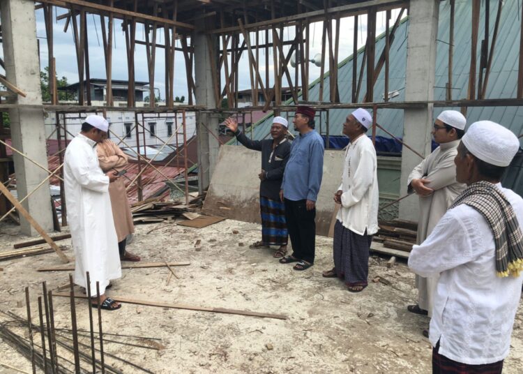 Sultan Kutai Bantu Pembangunan Masjid Al Hilal di Tenggarong