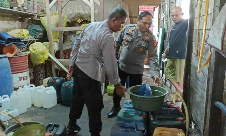 Polsek Samboja Ringkus Penimbun Solar Subsidi