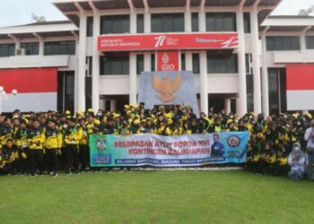 Wali Kota Balikpapan Lepas 298 Atlet ke Popda XVl Paser