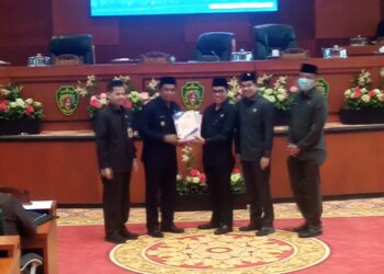 6 Fraksi DPRD PPU Setujui Raperda APBD 2023