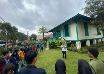 Mahasiswa Merdeka Kunjungi Situs Bersejarah Balikpapan