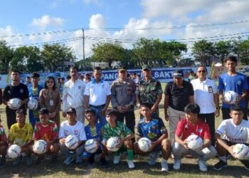 Resmi Bergulir, 40 Tim Sepakbola Usia Remaja Adu Kekuatan di Piala Gubernur Kaltim