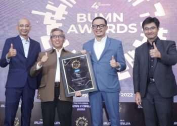 Terbaik !!! Pegadaian Raih Penghargaan Brand Equity dan ESG Excellence 2022