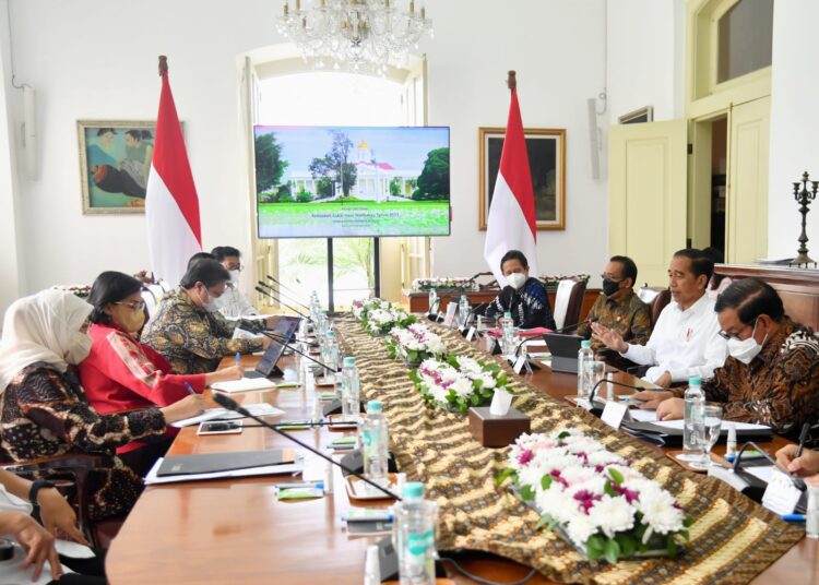 Pemerintah Naikkan Tarif Cukai Hasil Tembakau Tahun 2023 dan 2024