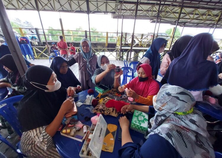 Manfaatkan Barang Bekas, Mitra Binaan Pertamina Sosialisasikan Pemanfaatan Kain Perca dan Minyak Jelantah