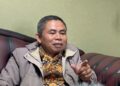 Miris Tiang Listrik Warga Menggunakan Kayu, Sariman : Jangan Sampai Membahayakan Keselamatan Warga