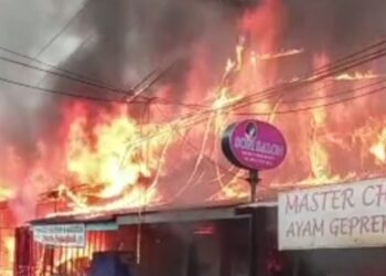 Lima Kios Terbakar di Kawasan Siaga Balikpapan