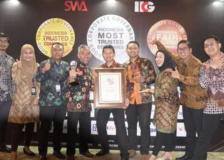 Pegadaian Diganjar sebagai Perusahaan Terpercaya di Ajang GCG Award 2022