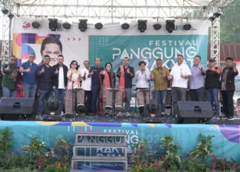 Wow !!! Pegadaian Ramaikan Festival Panggung Rakyat BUMN di Parapat