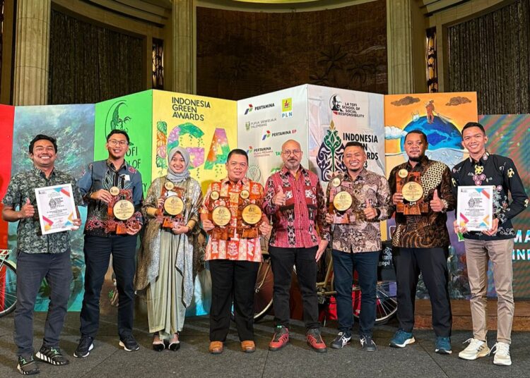 Pertamina Patra Niaga Integrated Terminal Balikpapan Raih Dua Penghargaan Indonesia Green Awards 2023