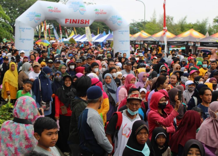 Ribuan Doorprize “Banjiri” Jalan Santai di Balikpapan Utara
