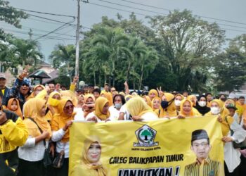 Siap Perjuangkan Aspirasi Warga Baltim, Suriani Kembali Daftar Bacaleg 2024