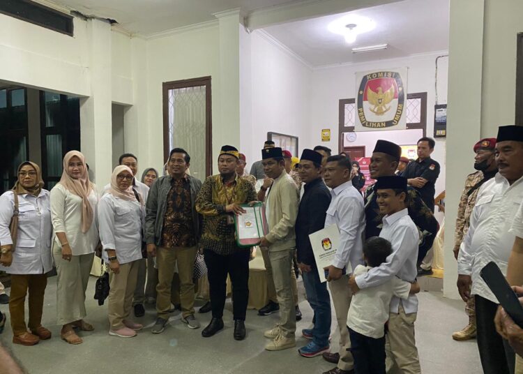 Gerindra PPU Daftarkan Bacaleg Ke KPU, 30 Persen Diisi Kaum Hawa