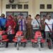 Pemkab PPU Serahkan Puluhan Alsintan dan Pupuk