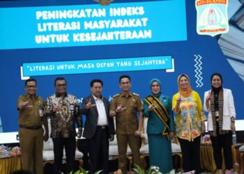 Nurlena Rahmad Mas’ud Dikukuhkan Jadi Bunda Literasi Balikpapan