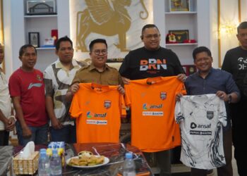 Borneo FC Lirik Stadion Aji Imbut, Rendi : Bangkitkan Semangat Sepak Bola Kukar