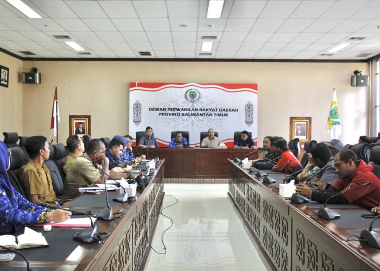 Upah Lembur Sejak 2013-2018 Belum Dibayar, Sejumlah Serikat Pekerja Mengadu Ke Legislatif Kaltim