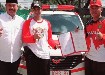 Beberapa Desa di Kukar Terima Mobil Jenazah dan Ambulance