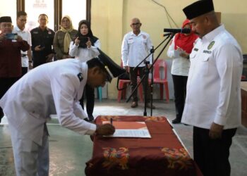 Siap Kembangkan Pertanian, Adi Sucipto Resmi Dilantik Kades Desa Purwajaya Kukar