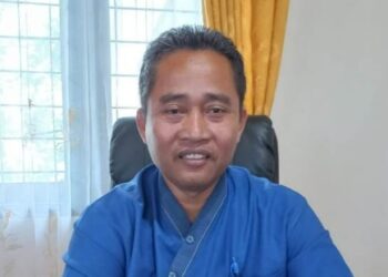 Camat Tenggarong Beri Bantuan untuk Keluarga Terlantar