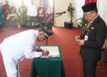 Kepala Desa Antar Waktu Sukaraja Resmi Dilantik