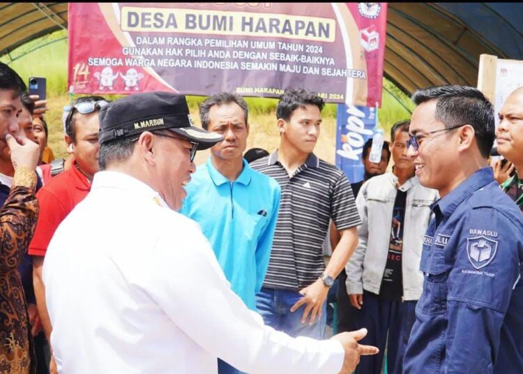 Pastikan Pemilu Berjalan Kondusif Pj. Bupati PPU Tinjau Sejumlah TPS