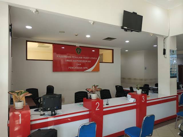 Maksimalkan Pelayanan, Disdukcapil Jemput Bola Hingga Buka Pelayanan Hari Libur