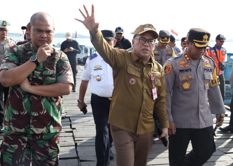 Pantau Persiapan Arus Mudik Lebaran, Makmur Tinjau Pelabuhan Feri dan Klotok Penajam