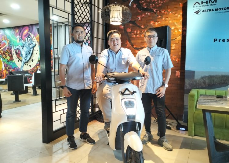 Motor Listrik Honda Meluncur di Balikpapan, Yuk Intip Harga dan Speknya