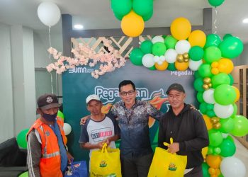 Pegadaian Balikpapan Salurkan 300 Paket Sembako, Momen Ramadan dan Merayakan 123 Tahun Berkiprah