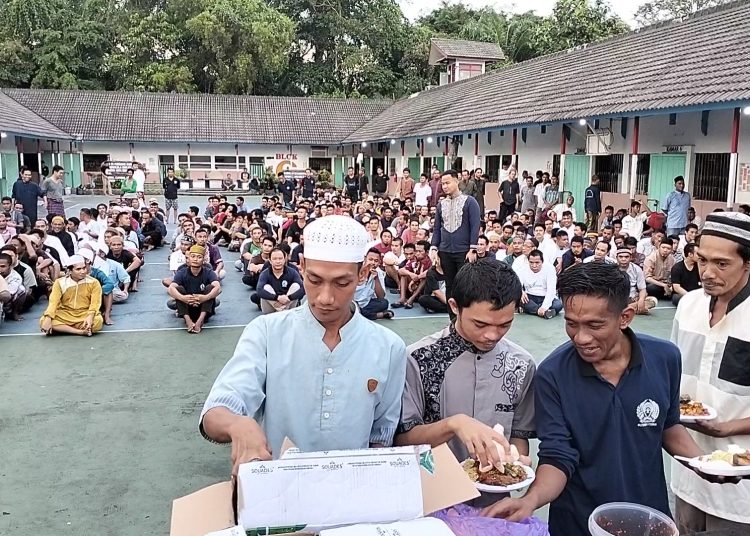 Rutan Kelas IIB Balikpapan Persembahkan Prasmanan untuk Buka Puasa Warga Binaan