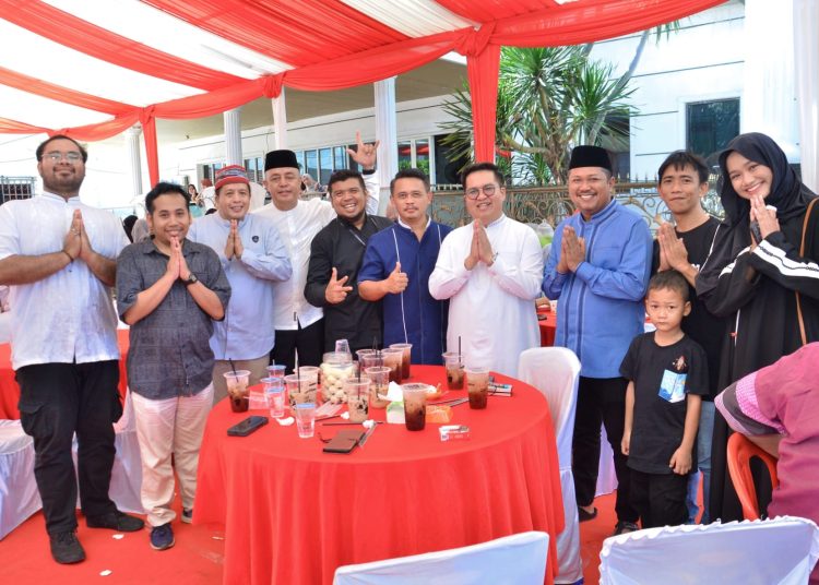 Rendi Sapa Warga Pesisir di Momen IdulFitri 2024