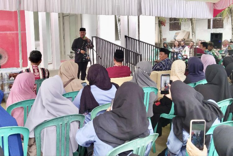 Resmikan Kantor Desa Bukit Raya, Ini Pesan Inspiratif Edi Damansyah