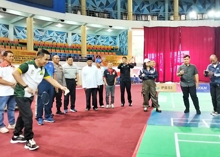 Resmi Bergulir ! 600 Pebulu Tangkis Siap Adu Skill di Wali Kota Balikpapan Open 2024