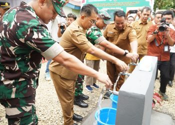 Akmal Malik Resmikan Sumur Bor di Desa Sumber Sari