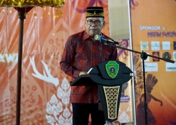 Makmur Marbun Hadiri Grand Final Pemilihan Bujang Song dan Ngelok Bawe Benuo Taka 2024