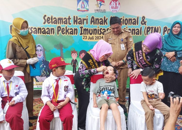 Peringati PIN, Rahmad Mas’ud Ajak Orangtua Sukseskan Imunisasi Polio