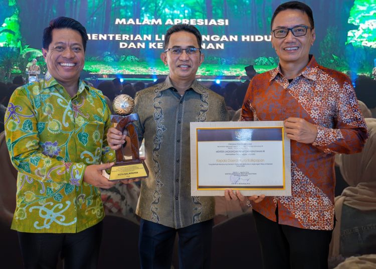 Keren ! Balikpapan Raih Penghargaan KLHK atas Komitmen Lingkungan Hidup di Sekolah