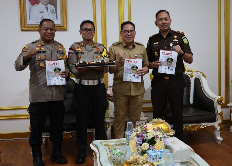 Makmur Marbun Rayakan Ulang Tahun ke-60 dengan Momen Haru dan Bahagia