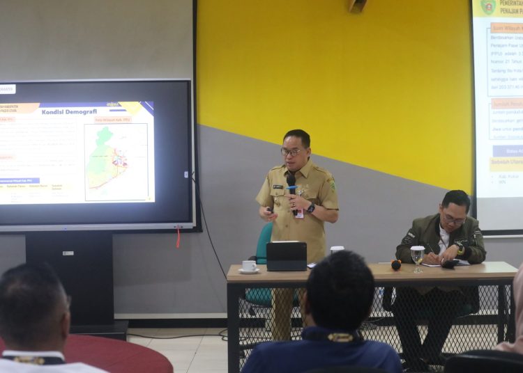 Makmur Paparkan Inovasi Kebijakan di Pelatihan Pejabat