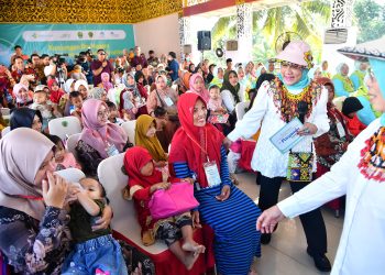 Iriana Joko Widodo Tinjau Penanganan Stunting dan Pengelolaan Sampah di IKN